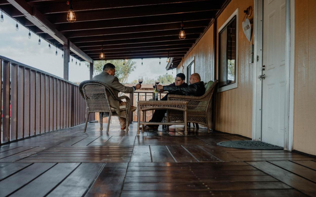 Cabana R Y A บาเย เด กัวลาลูเป ภายนอก รูปภาพ